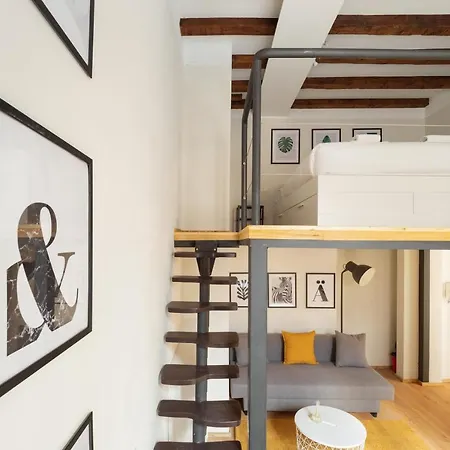 Porta Venezia Modern Loft - The Door Apartment *